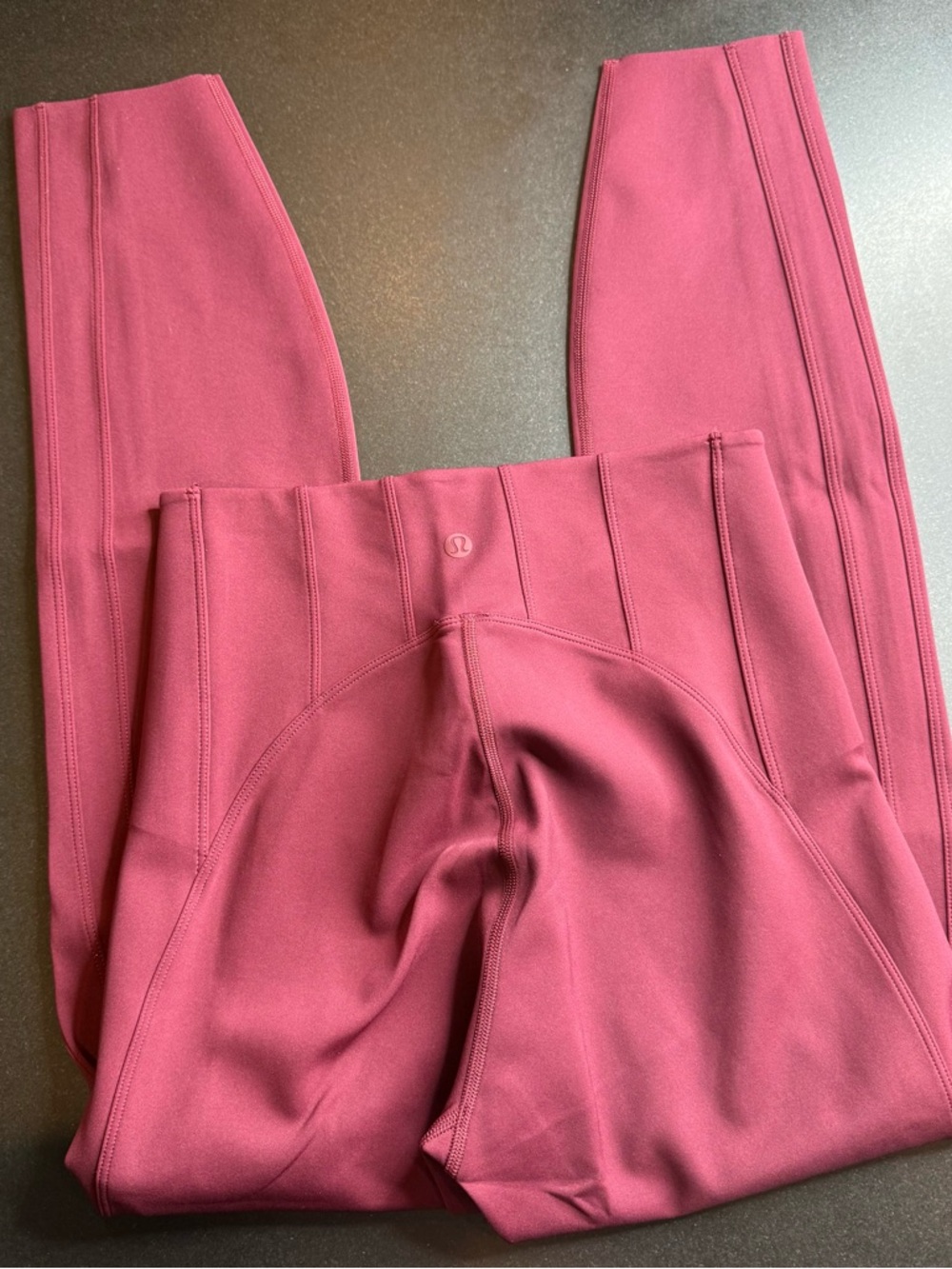 NWOT Lululemon Ultralu Corset-Stitch Tight 25” Burgundy Bay Size 8